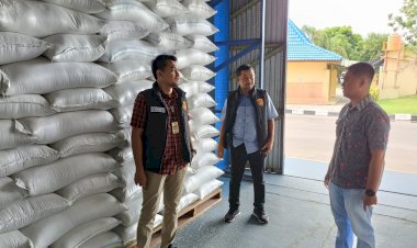 Satgas-Pangan-Polres-Ngawi-Cek-Gudang-Bulog-Pastikan-Stok-Beras-dan-Jagung-Aman